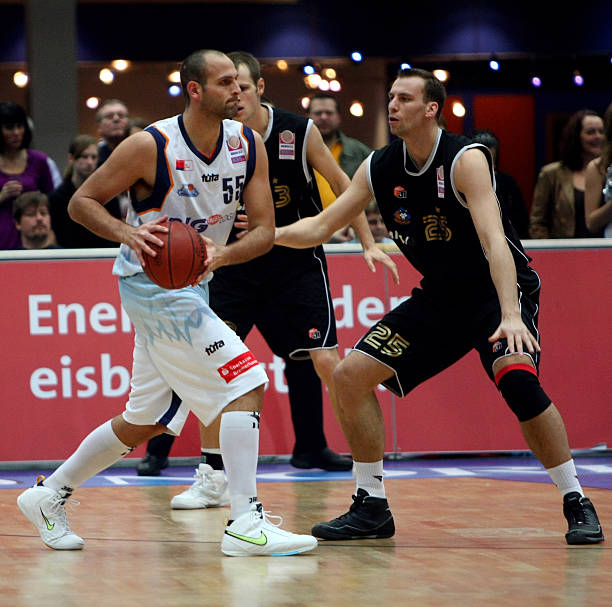 不禁质疑 不禁质疑