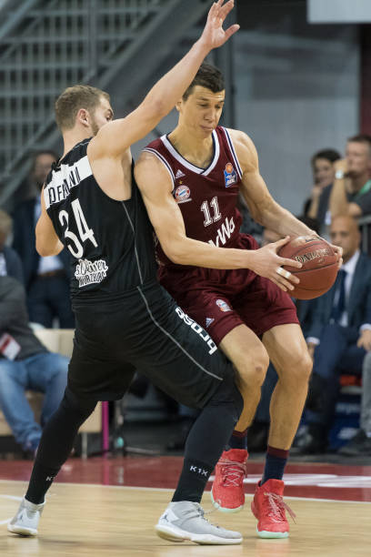 他几乎定义 他几乎定义