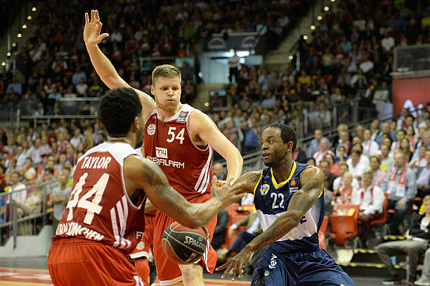 仍然遥遥领 仍然遥遥领