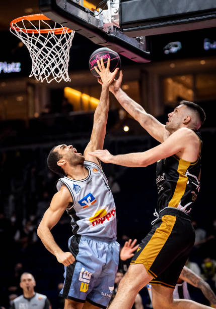 一个居住的 一个居住的