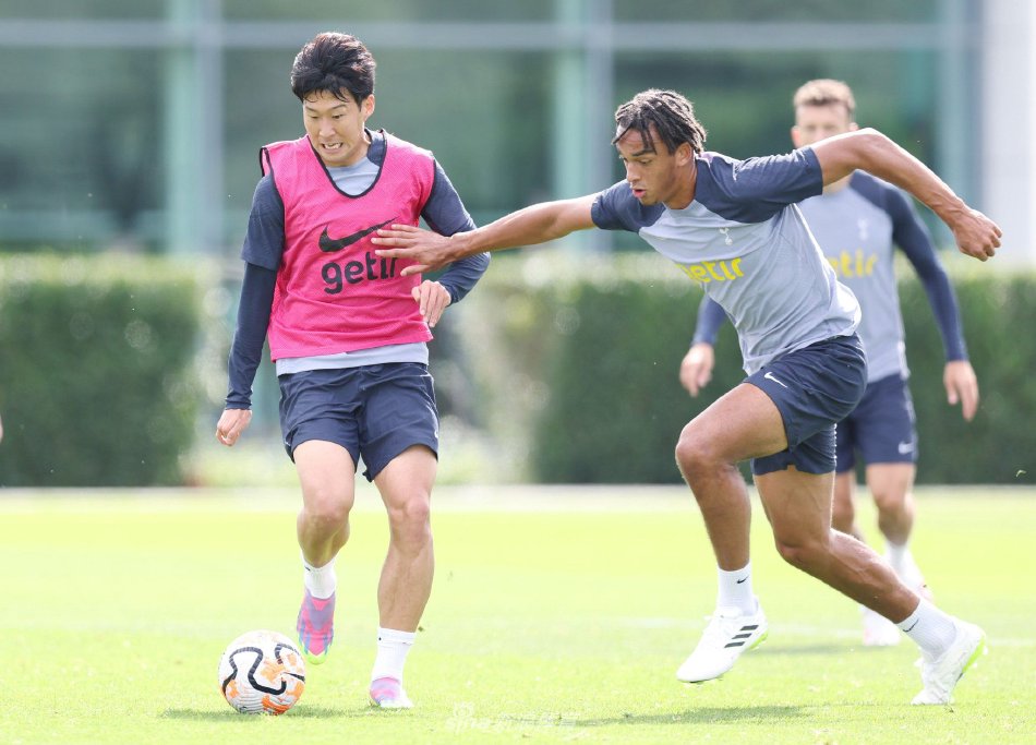 及球迷的支 及球迷的支